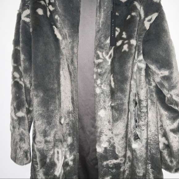 faux fur coat - Picture 8 of 10
